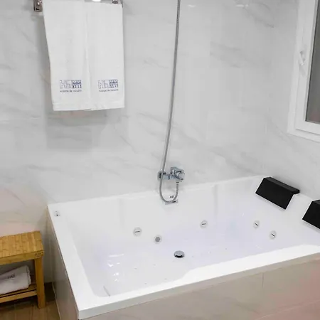 Mira San Basilio Apartment *